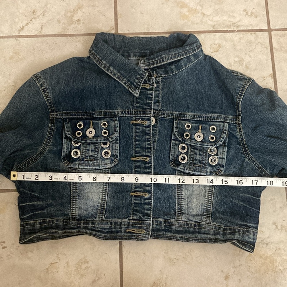 Y2K Cropped Denim Jacket - Picture 6 of 7
